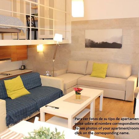 Apartamentos Clavero Málaga Esterno foto