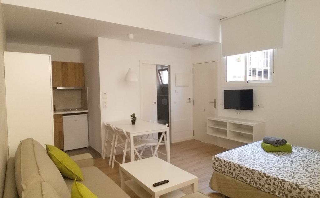 Apartamentos Clavero Málaga Esterno foto