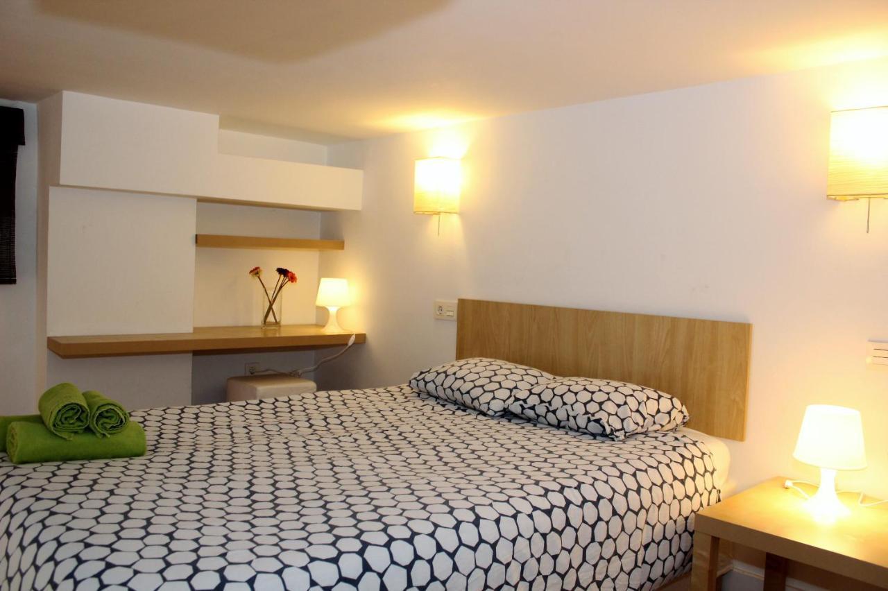 Apartamentos Clavero Málaga Esterno foto
