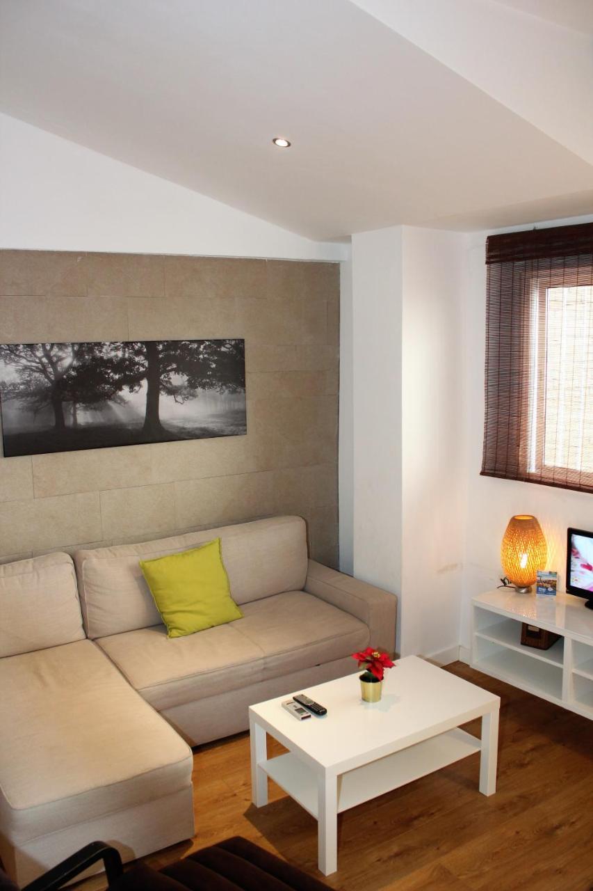 Apartamentos Clavero Málaga Esterno foto