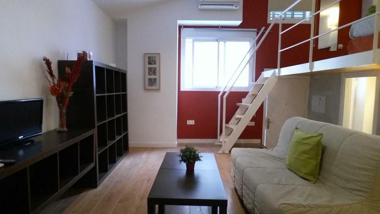Apartamentos Clavero Málaga Esterno foto