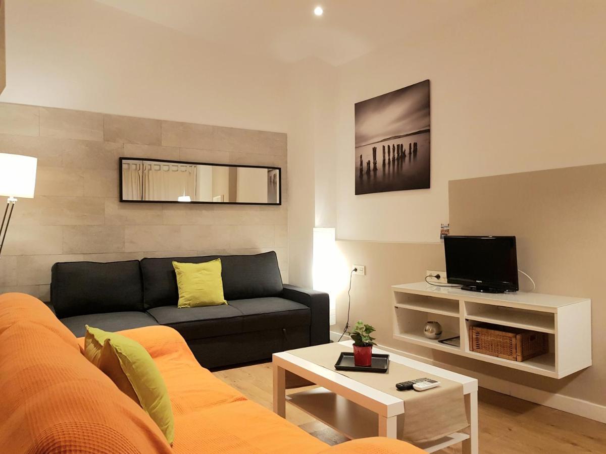 Apartamentos Clavero Málaga Esterno foto