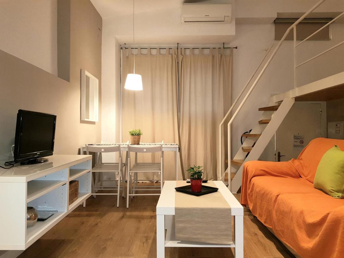 Apartamentos Clavero Málaga Esterno foto